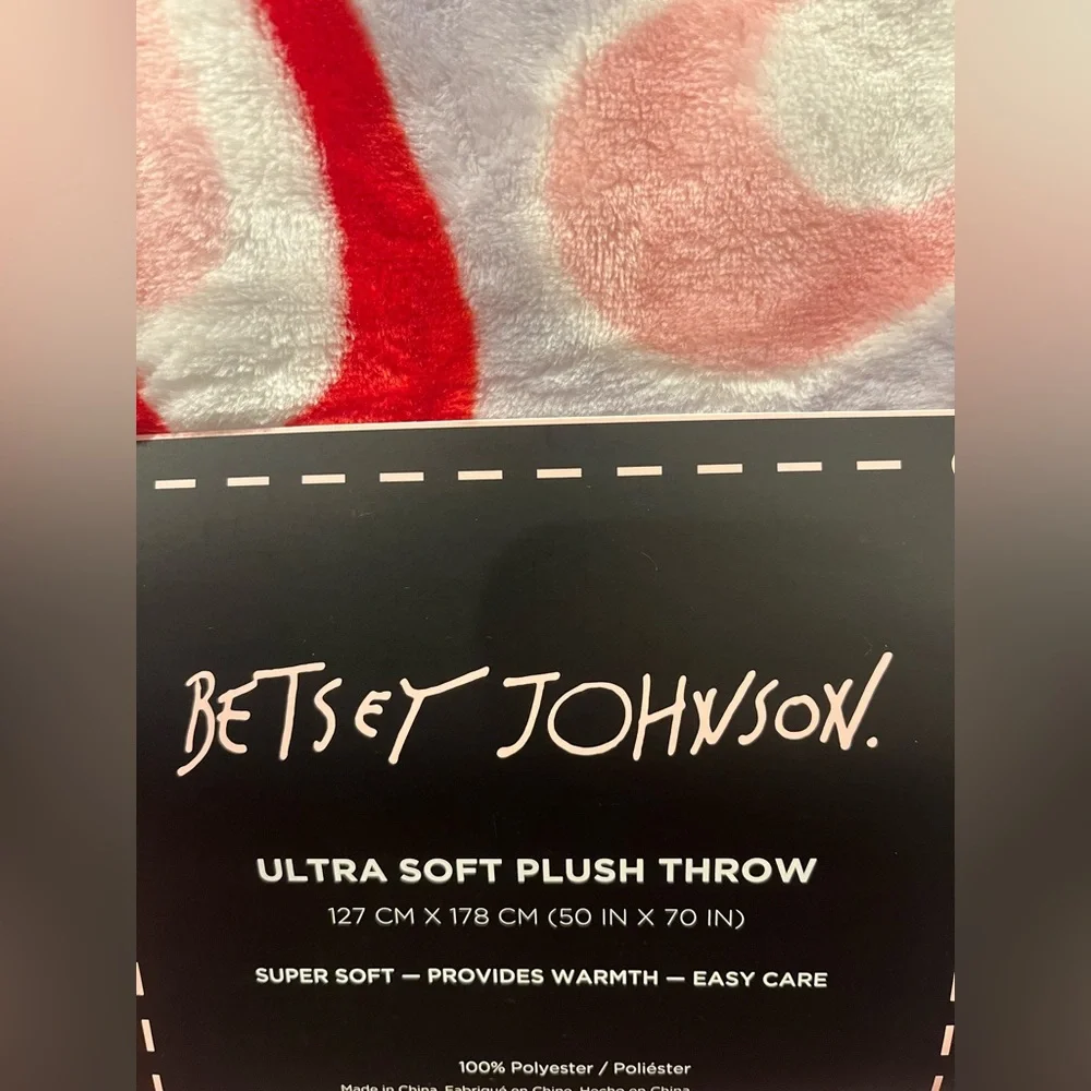 Betsey Johnson Red and Pink Valentine’s Heart Throw Blanket